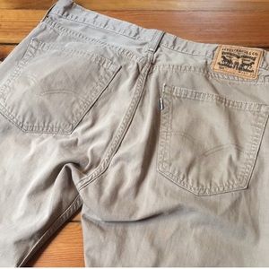 Levi’s khaki jeans